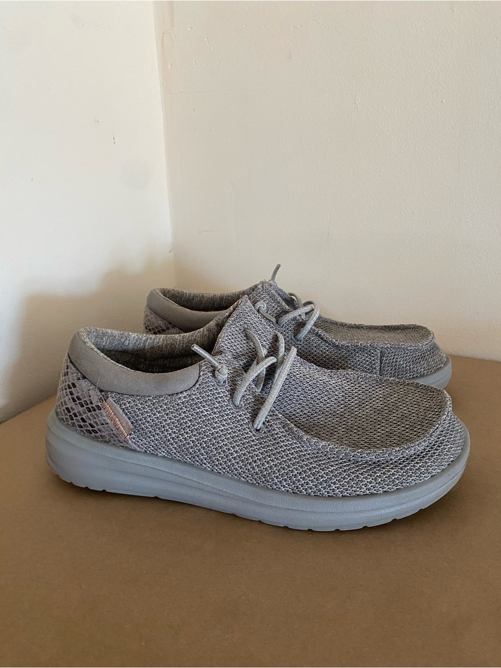 Hey Dude Polly Sox Mirage Grey size 5 shoes slip ons snake skin pattern